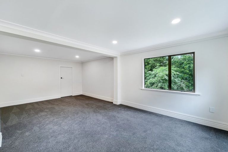 Photo of property in 37 Lancaster Road, Beach Haven, Auckland, 0626