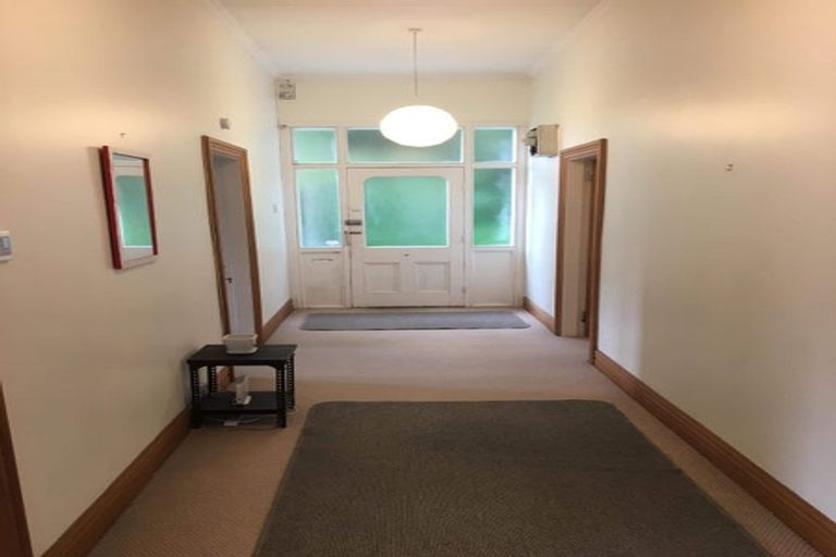 Photo of property in 171 Glenmore Street, Kelburn, Wellington, 6012