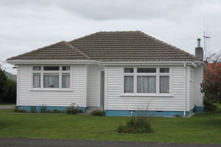 Photo of property in 39 Wilton Street, Levin, 5510