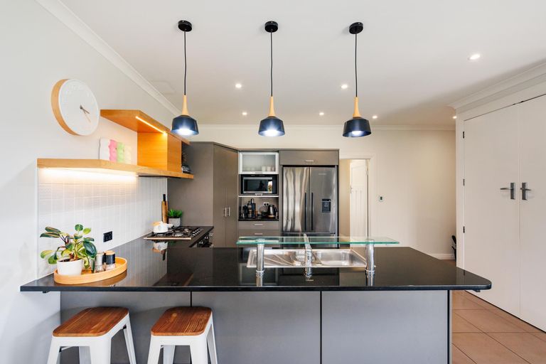 Photo of property in 31 Milverton Avenue, Hokowhitu, Palmerston North, 4410