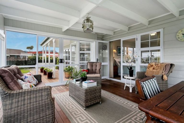 Photo of property in 5 Grace Crescent, Richmond Heights, Taupo, 3330