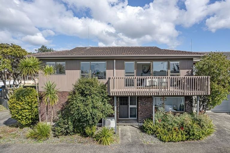 Photo of property in 1/20 Castor Bay Road, Castor Bay, Auckland, 0620