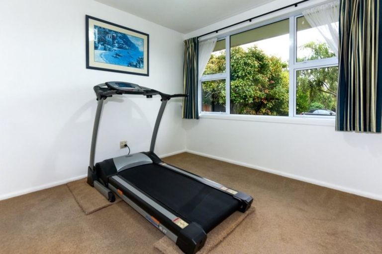 Photo of property in 16 Wendover Street, Bishopdale, Christchurch, 8053