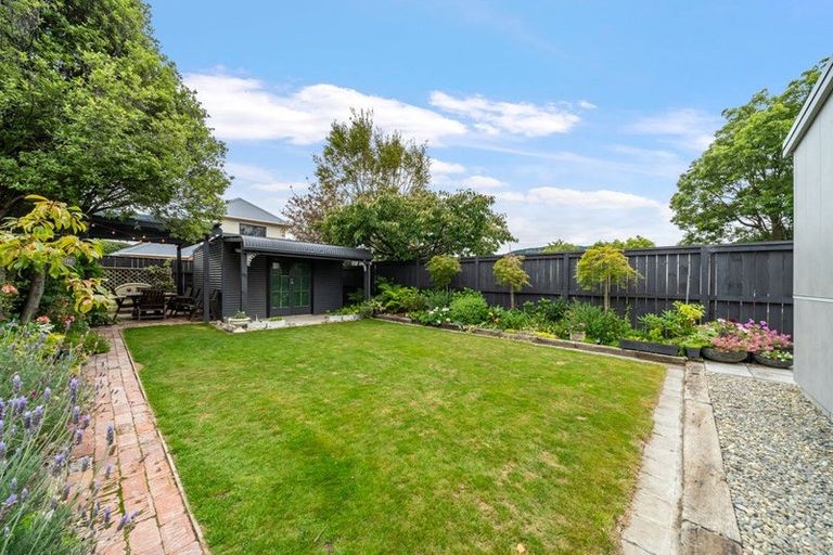 Photo of property in 54 Granville Street, Silverstream, Upper Hutt, 5019