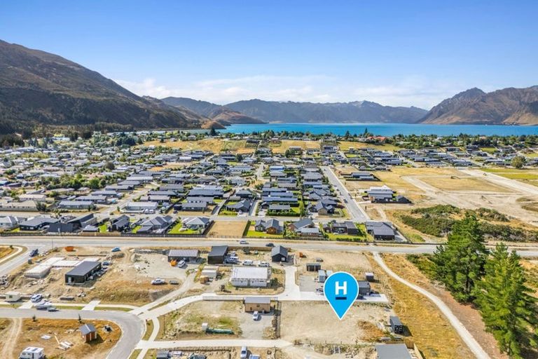 Photo of property in 19 Lost Burn Road, Lake Hawea, 9382