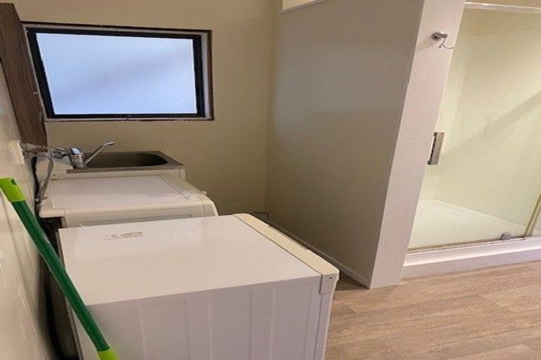 Photo of property in 90 Pembroke Street, Westown, New Plymouth, 4310