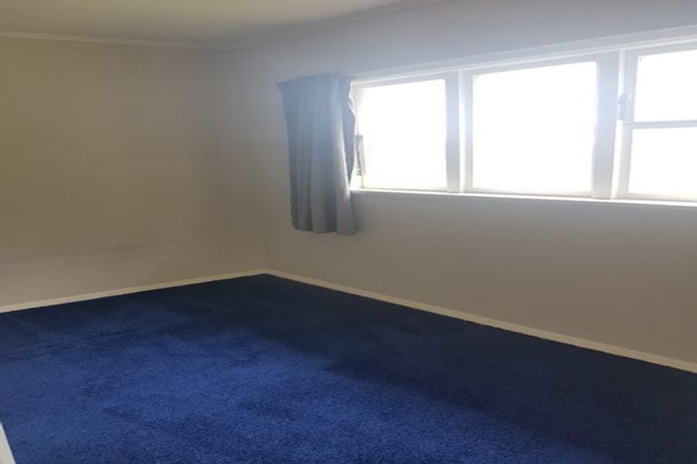Photo of property in 59 Momorangi Crescent, Redwood, Christchurch, 8051