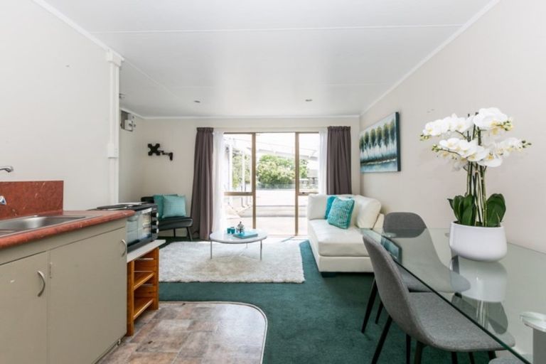 Photo of property in 156 Te Mata Road, Havelock North, 4130