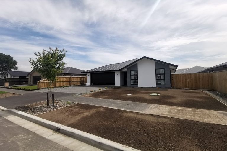 Photo of property in 14 Forge Close, Halswell, Christchurch, 8025