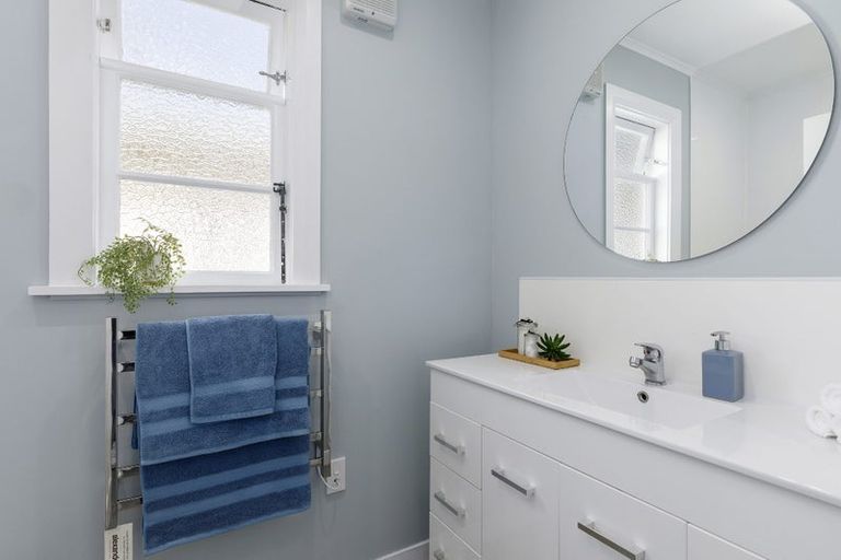 Photo of property in 8 Bracken Street, Petone, Lower Hutt, 5012