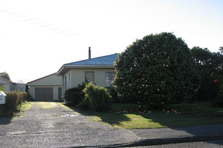 Photo of property in 45 Davie Street, Hokitika, 7810
