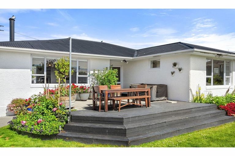 Photo of property in 72 Saint Johns Street, Woolston, Christchurch, 8062