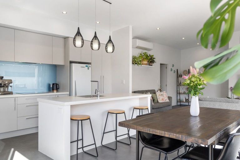 Photo of property in 8 Selliera Place, Papamoa Beach, Papamoa, 3118