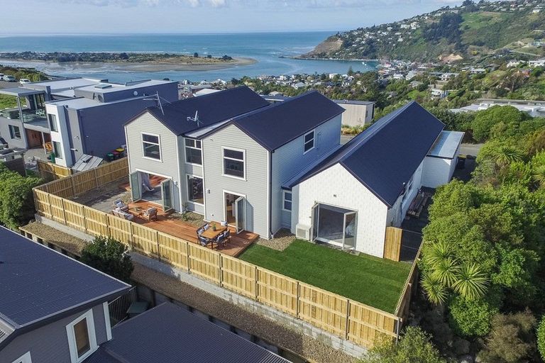 Photo of property in 94 Glenstrae Road, Redcliffs, Christchurch, 8081