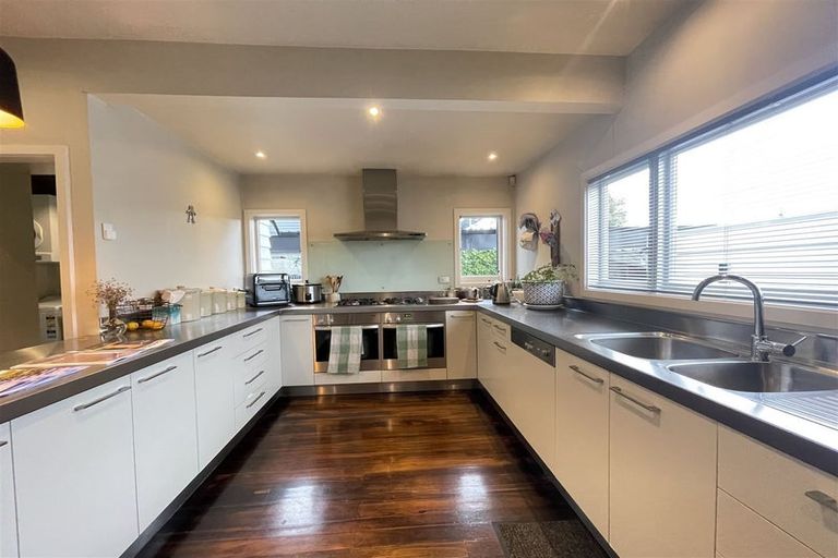 Photo of property in 95 Heaton Street, Merivale, Christchurch, 8052