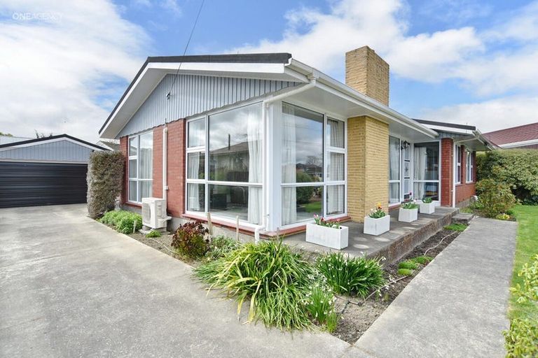 Photo of property in 29 Erin Crescent, Mairehau, Christchurch, 8013