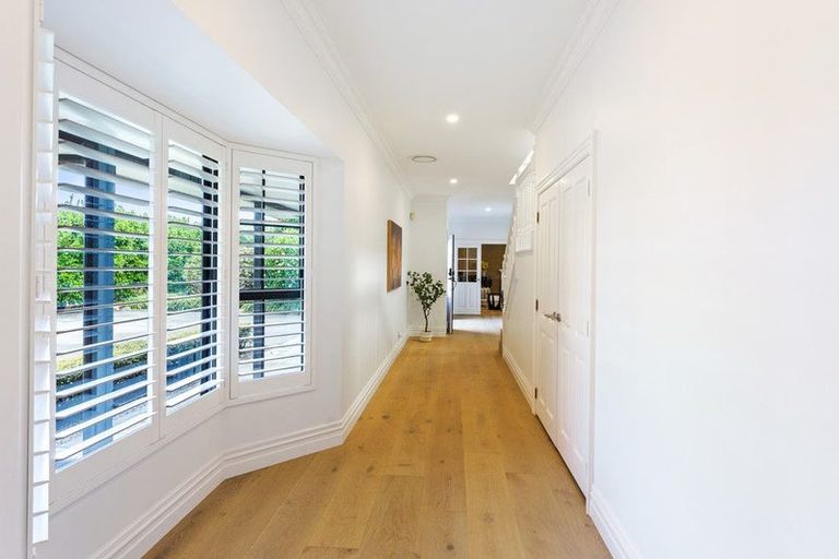 Photo of property in 5 Lavinia Grove, Waikanae Beach, Waikanae, 5036