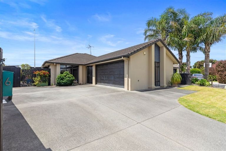 Photo of property in 6 Carrington Drive, Papamoa Beach, Papamoa, 3118