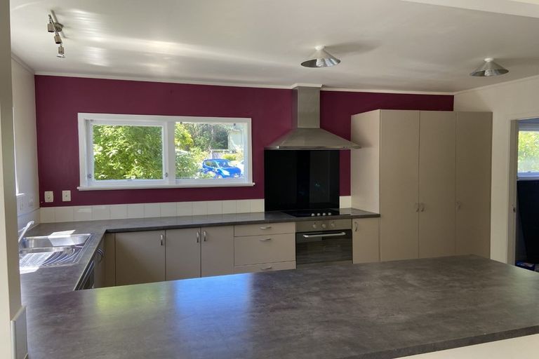 Photo of property in 34 Clutha Avenue, Khandallah, Wellington, 6035