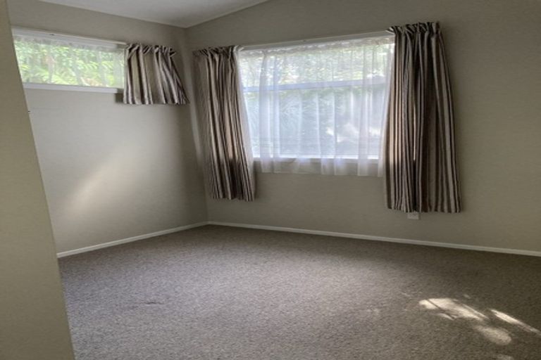 Photo of property in 134g Huatoki Street, Frankleigh Park, New Plymouth, 4310