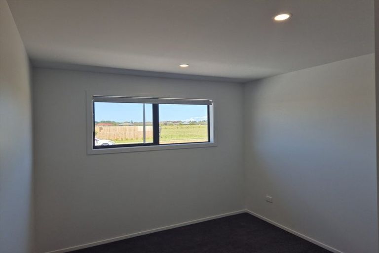 Photo of property in 48 Mangamoteo Street, Lytton West, 4071