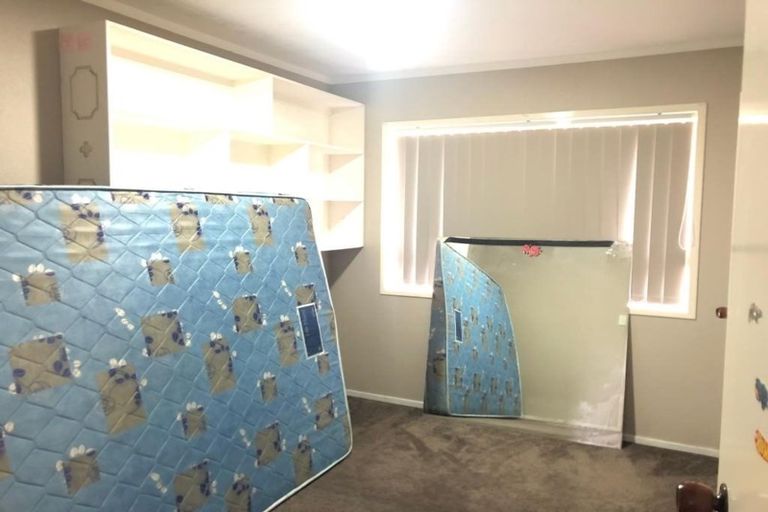 Photo of property in 6 Suwyn Place, Weymouth, Auckland, 2103