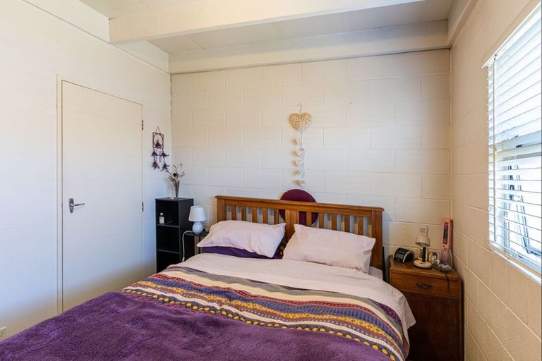 Photo of property in 2/626 Church Street, Terrace End, Palmerston North, 4410