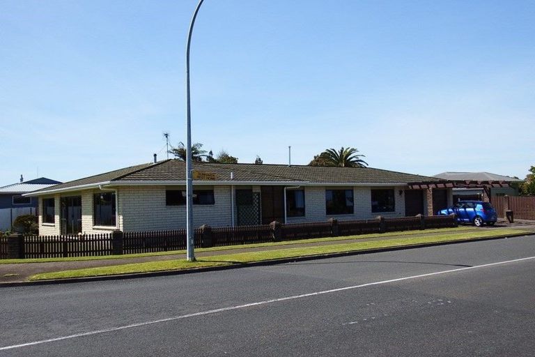 Photo of property in 16 Mangati Road, Bell Block, New Plymouth, 4312