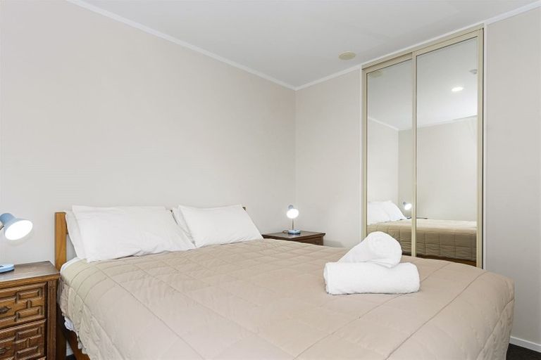 Photo of property in 23 Maunganui Road, Mount Maunganui, 3116