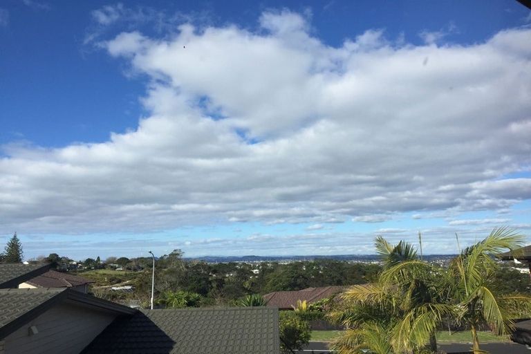 Photo of property in 4 Cityview Place, Massey, Auckland, 0614