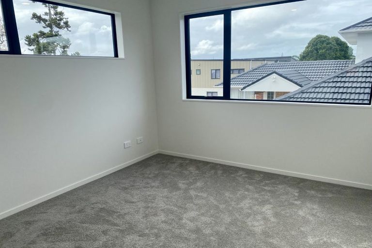 Photo of property in 3/35 Renata Crescent, Te Atatu Peninsula, Auckland, 0610