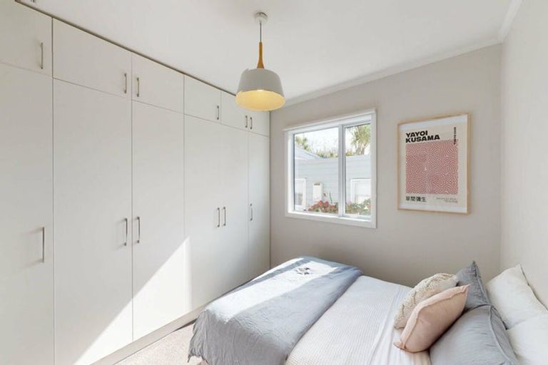 Photo of property in 19 Fernhill Terrace, Wadestown, Wellington, 6012