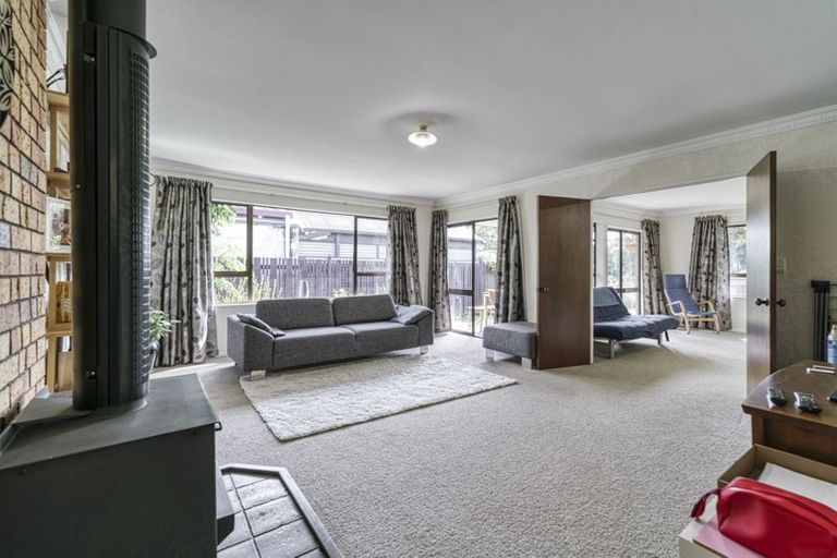 Photo of property in 124 Grey Street, Cambridge, 3434