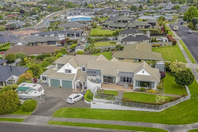 Photo of property in 61 Hamurana Road, Omokoroa, 3114