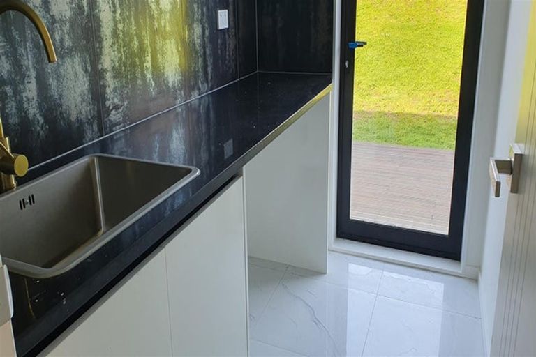 Photo of property in 12 Waikaha Street, Pokeno, 2472