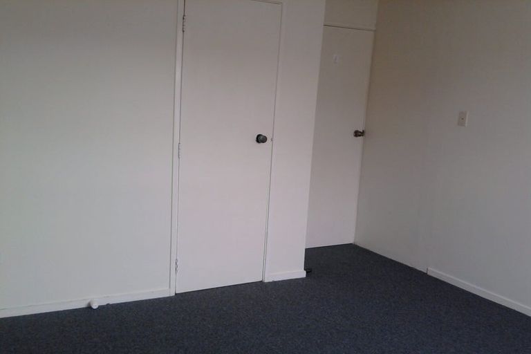 Photo of property in 3/81 Seabrook Avenue, New Lynn, Auckland, 0600