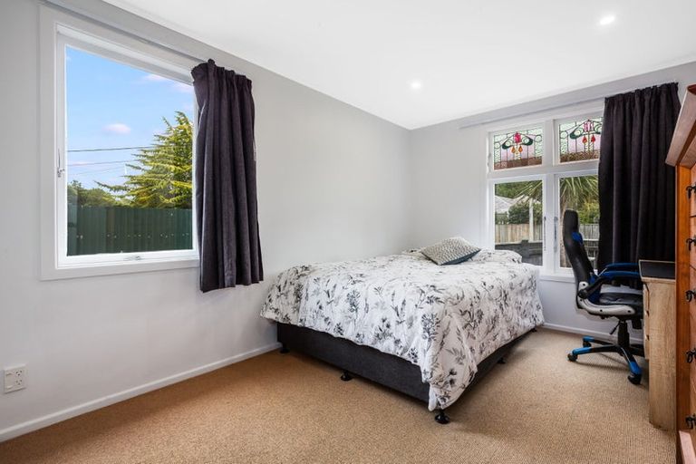Photo of property in 60 Westminster Road, Wainuiomata, Lower Hutt, 5014