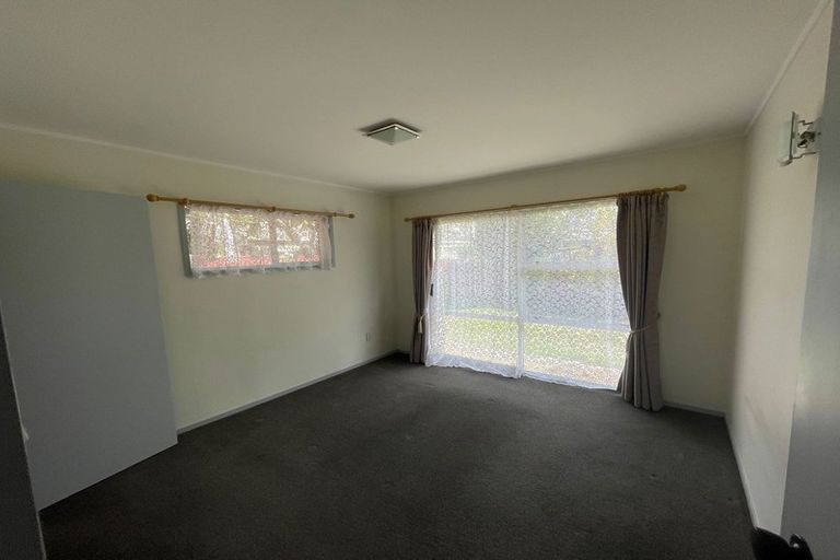 Photo of property in 2/8 Parera Place, Papatoetoe, Auckland, 2025