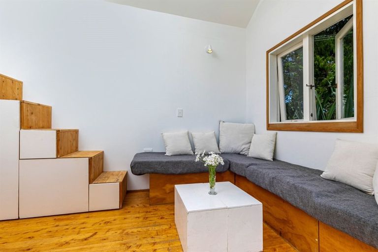 Photo of property in 160 Opanuku Road, Henderson Valley, Auckland, 0612