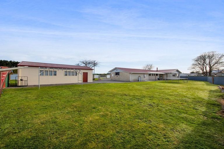 Photo of property in 38 Ketemarae Road, Normanby, Hawera, 4675