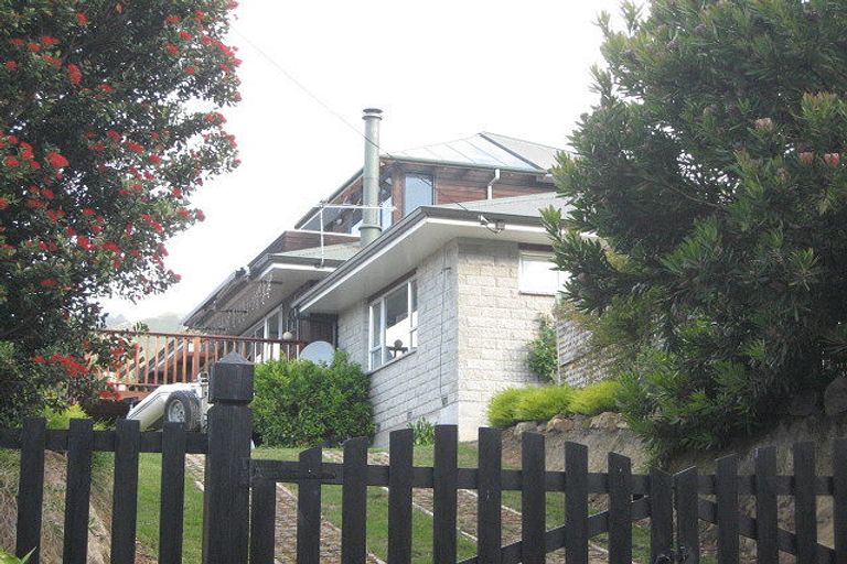 Photo of property in 9 Onuku Road, Akaroa, 7520