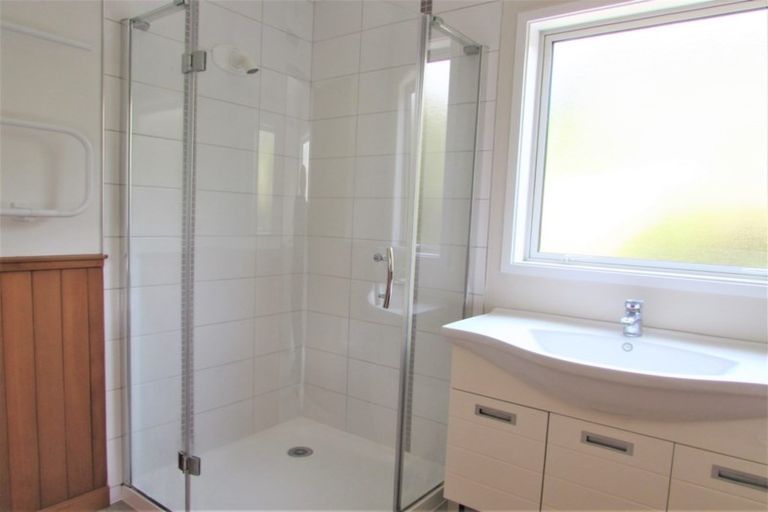 Photo of property in 67 Percy Dyett Drive, Karori, Wellington, 6012