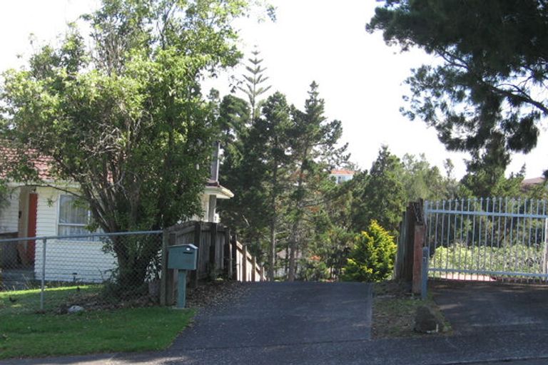 Photo of property in 25 Redwood Drive, Massey, Auckland, 0614