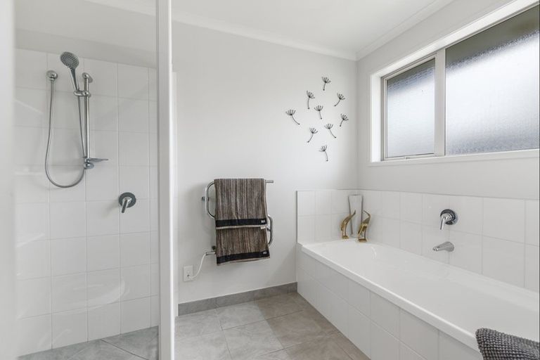 Photo of property in 63a Field Lane, Waitoki, Kaukapakapa, 0871