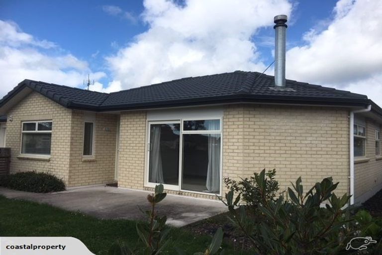 Photo of property in 19 Annalise Place, Orewa, 0931