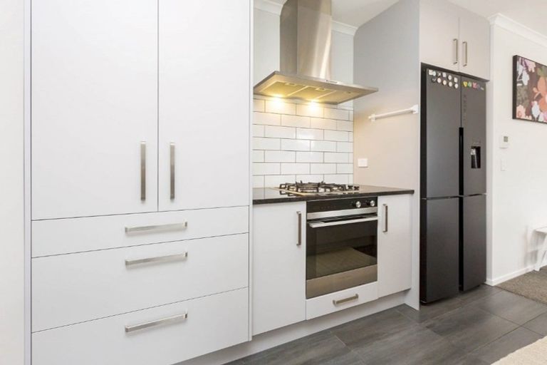 Photo of property in 115 Mawai Hakona Drive, Wallaceville, Upper Hutt, 5018