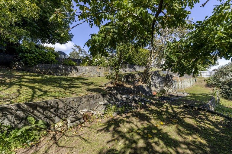 Photo of property in 10 Holford Street, Westown, New Plymouth, 4310