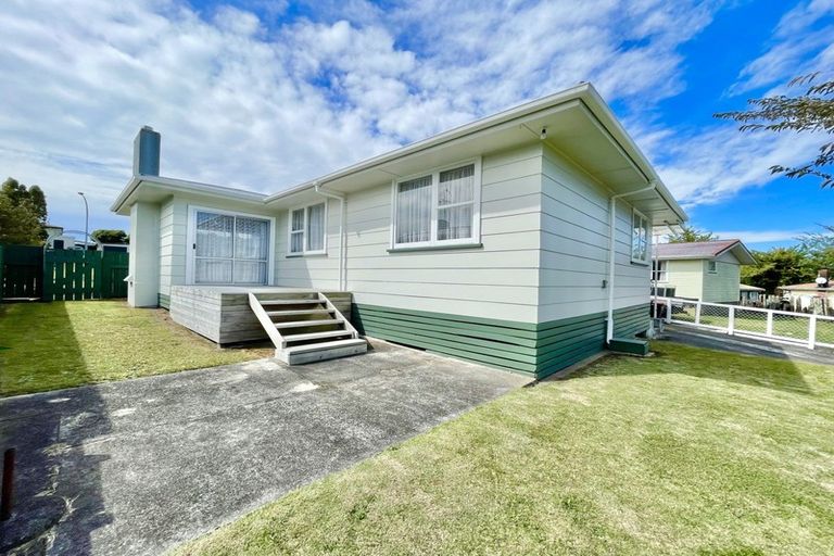 Photo of property in 10 Ruru Place, Tokoroa, 3420