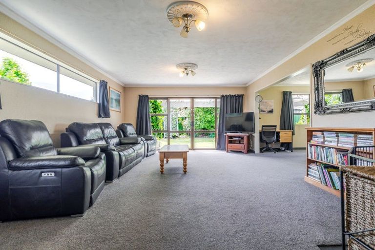 Photo of property in 70 Fairview Avenue, Feilding, 4702