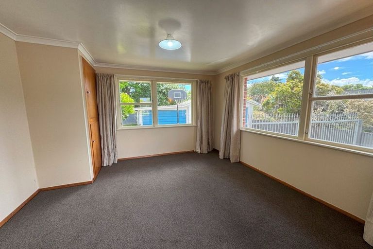 Photo of property in 9 Viscount Place, West End, Palmerston North, 4412